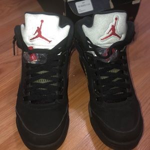 jordan Black/fire red metalic silver
